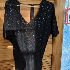 Daytrip open back shirt